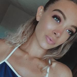 Meet your Posher, Cassie